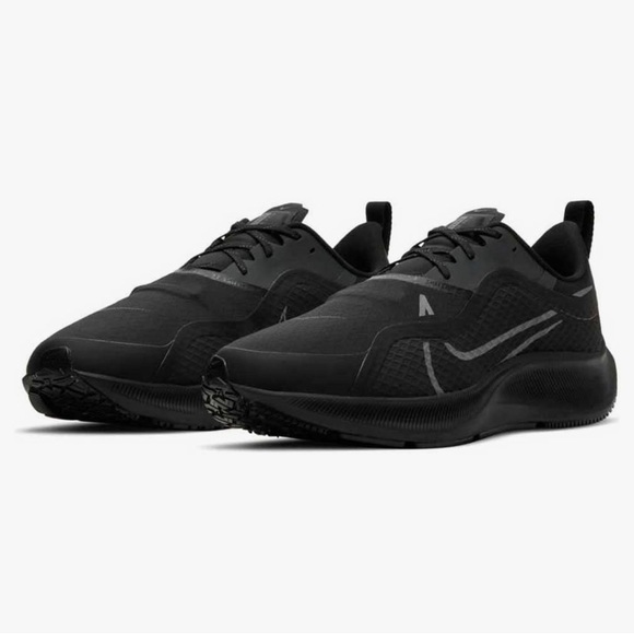 Nike pegasus 37 shield 8.5 blackout winter reflective logos running sneakers - Picture 1 of 16